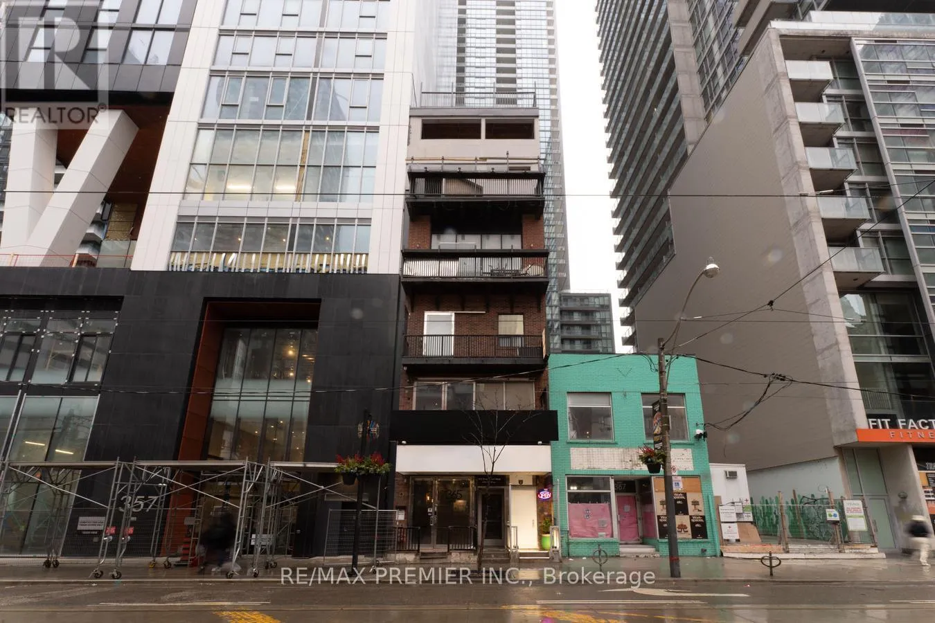 Commercial Sale For Sale