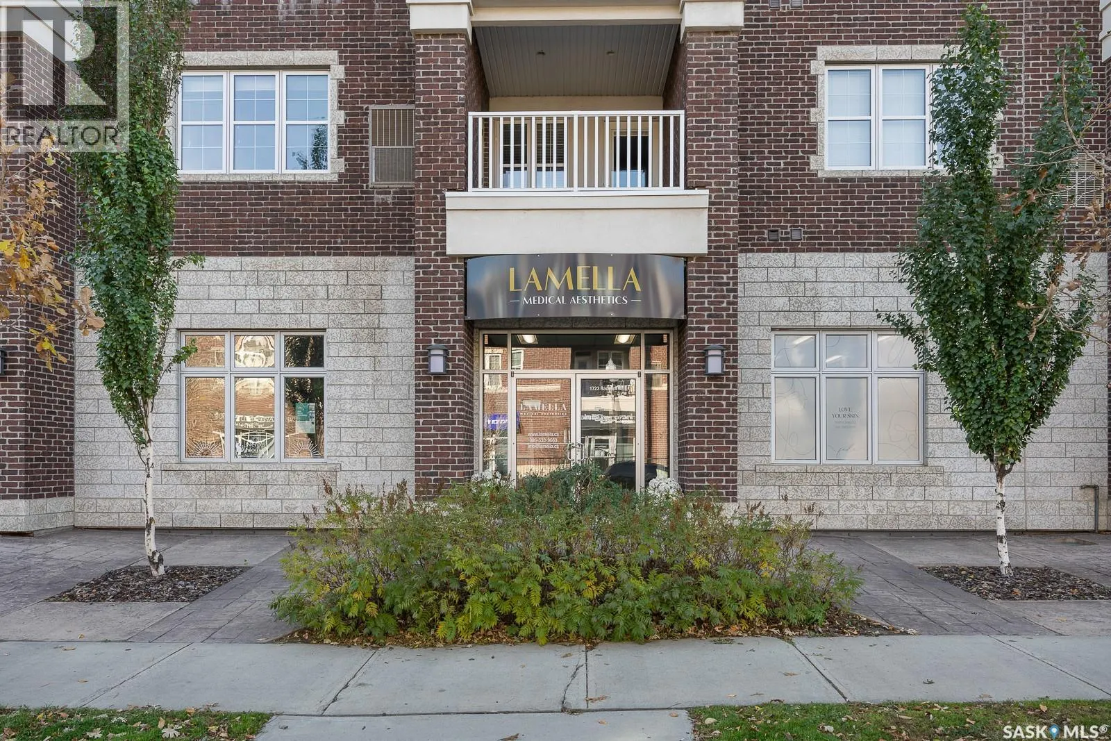 Commercial Sale For Sale