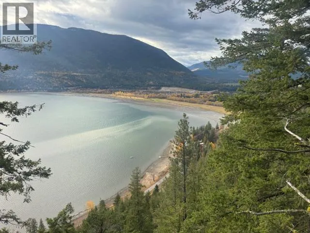 490 Sumac Road, Tappen, British Columbia V0E2X1