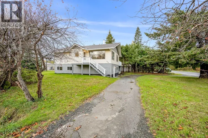 390 Petersen Rd, Campbell River, British Columbia V9W3H5