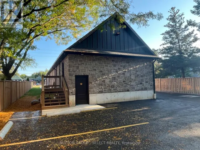 2389 MAIN STREET, London South (South V), Ontario N6P1A7