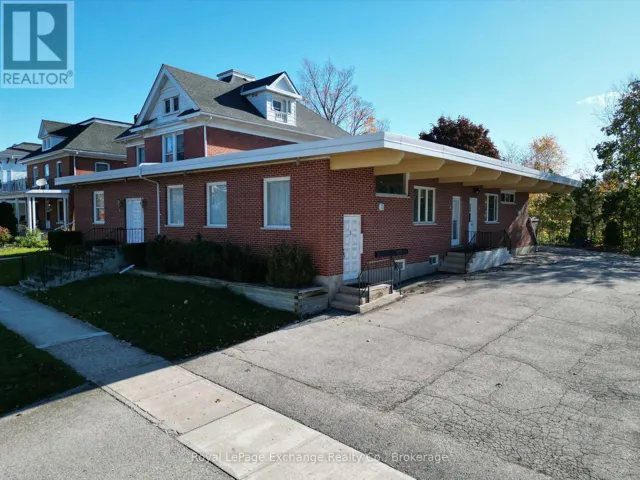 77 MONTREAL STREET, Goderich (Goderich (Town)), Ontario N7A2G5