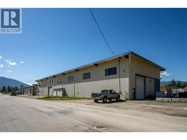 1420 Northwest Boulevard, Creston, British Columbia V0B1G6