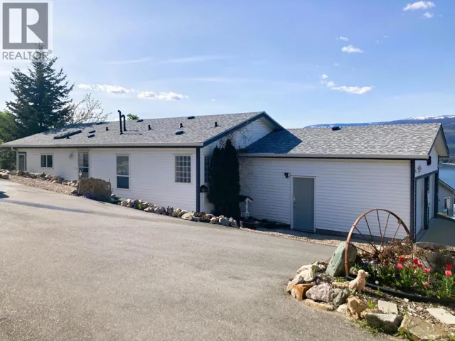 1510 Trans Canada Highway Unit# 63, Sorrento, British Columbia V0E2W2