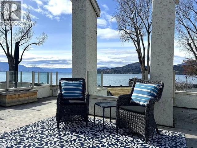 2900 Abbott Street Unit# 208, Kelowna, British Columbia V1Y1G6