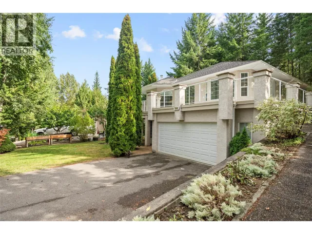 2660 Crestview Place, Blind Bay, British Columbia V0E1H2