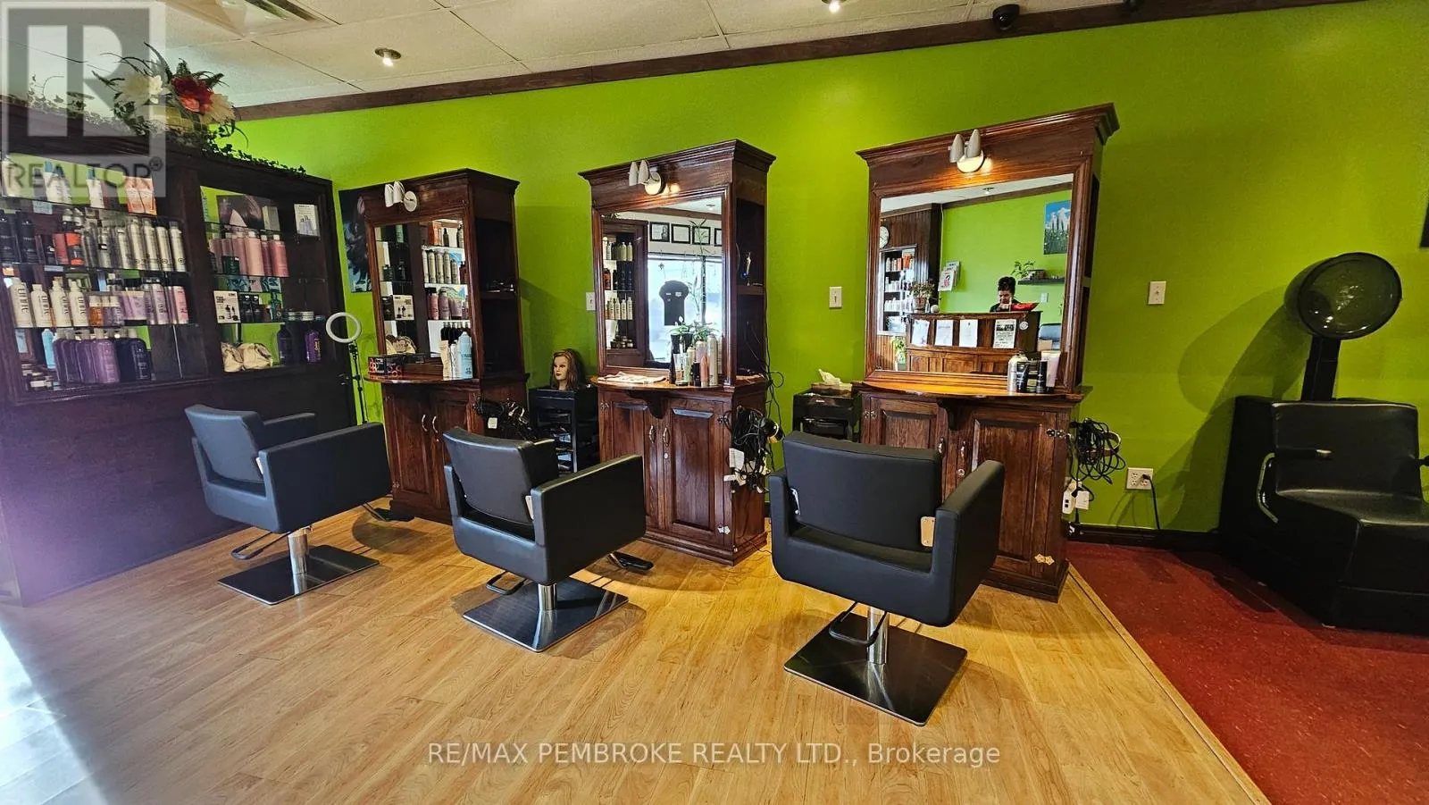 Commercial Sale For Sale