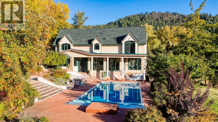 2302 Happy Valley Road, Rossland, British Columbia V0G1Y0