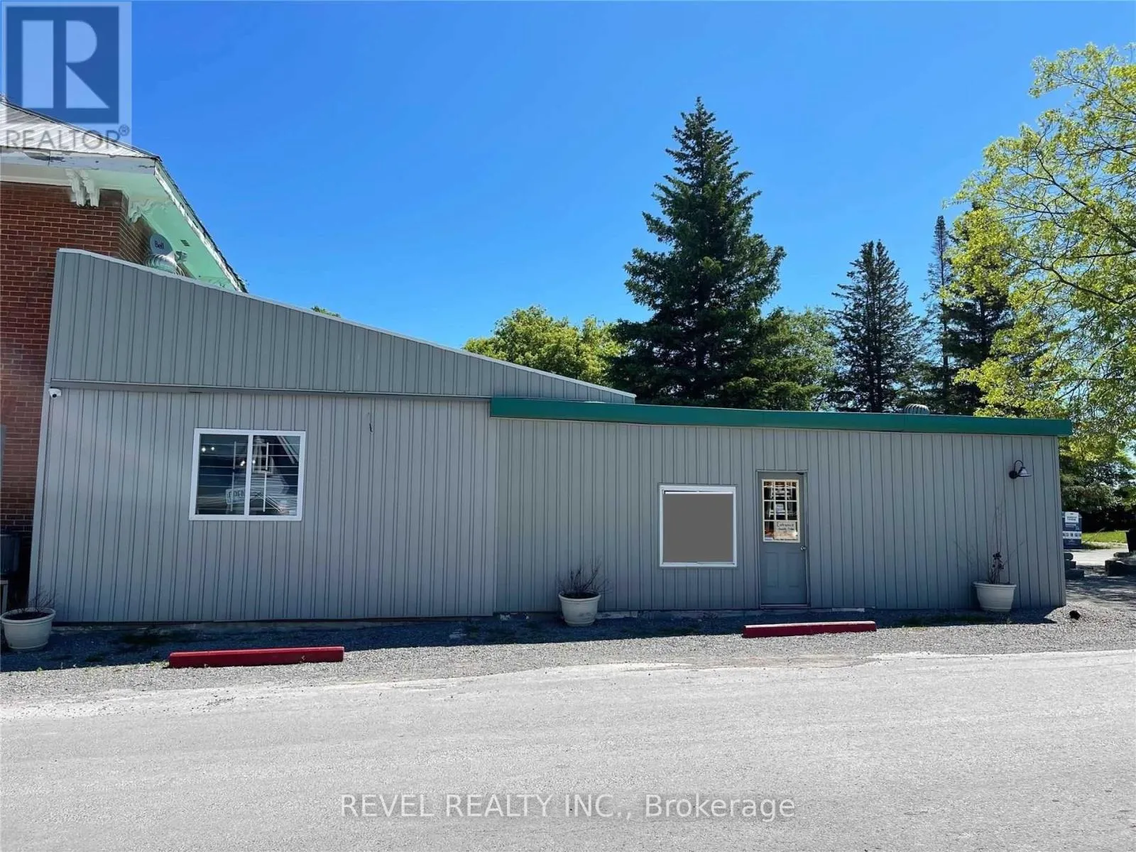 Commercial Sale For Sale