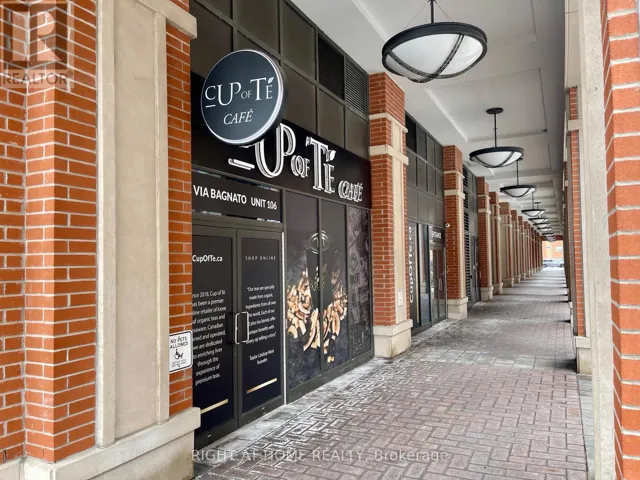 106 - 38 VIA BAGNATO, Toronto (Yorkdale-Glen Park), Ontario M6A0B1