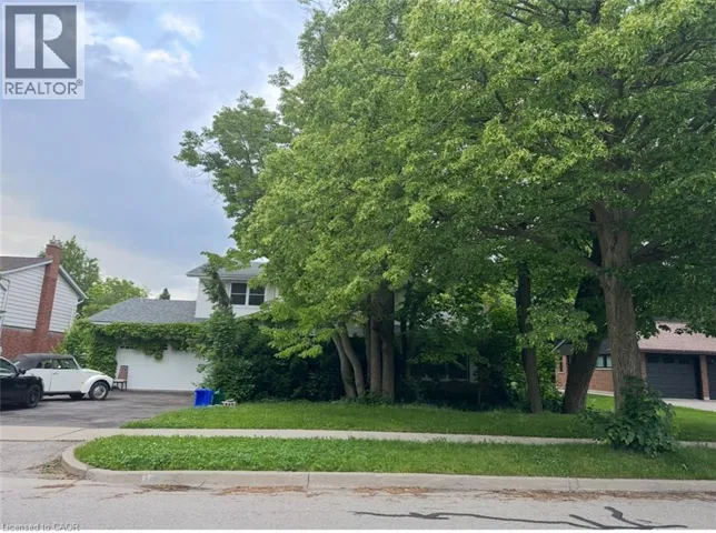 46 BIRCHCLIFF Avenue, Kitchener, Ontario N2M4V6