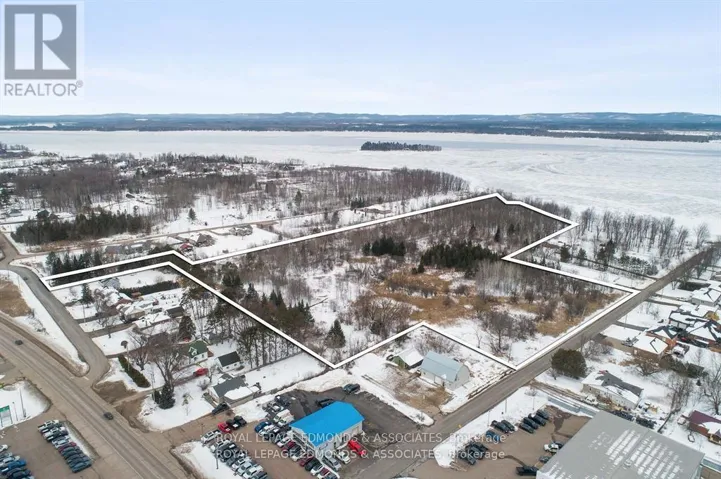 0 GOLF COURSE ROAD, Laurentian Valley, Ontario K8A5L8