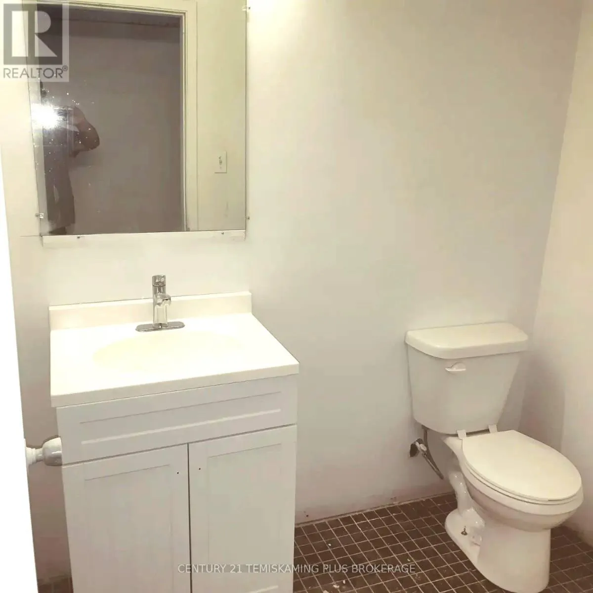 Commercial Sale For Sale