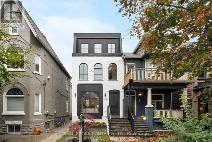 256 MAJOR STREET, Toronto (University), Ontario M5S2L6
