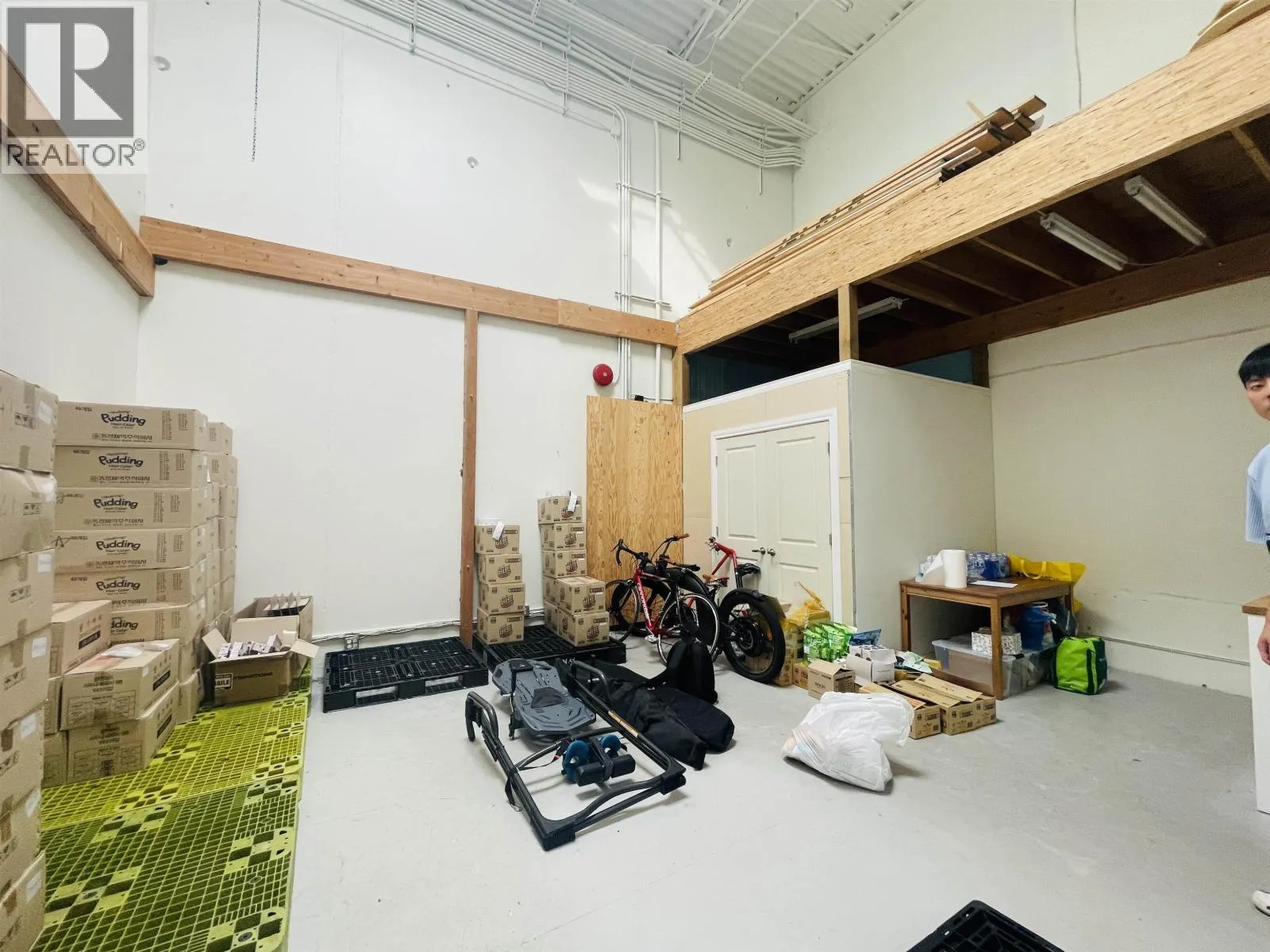 Commercial Sale For Sale