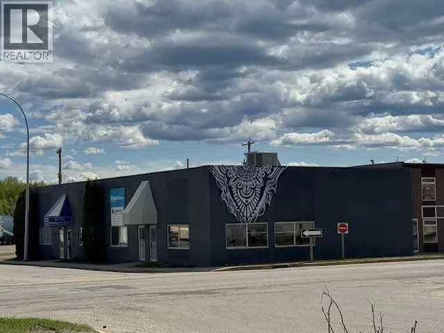 4903 2 Avenue E, Edson, Alberta T7E1V4