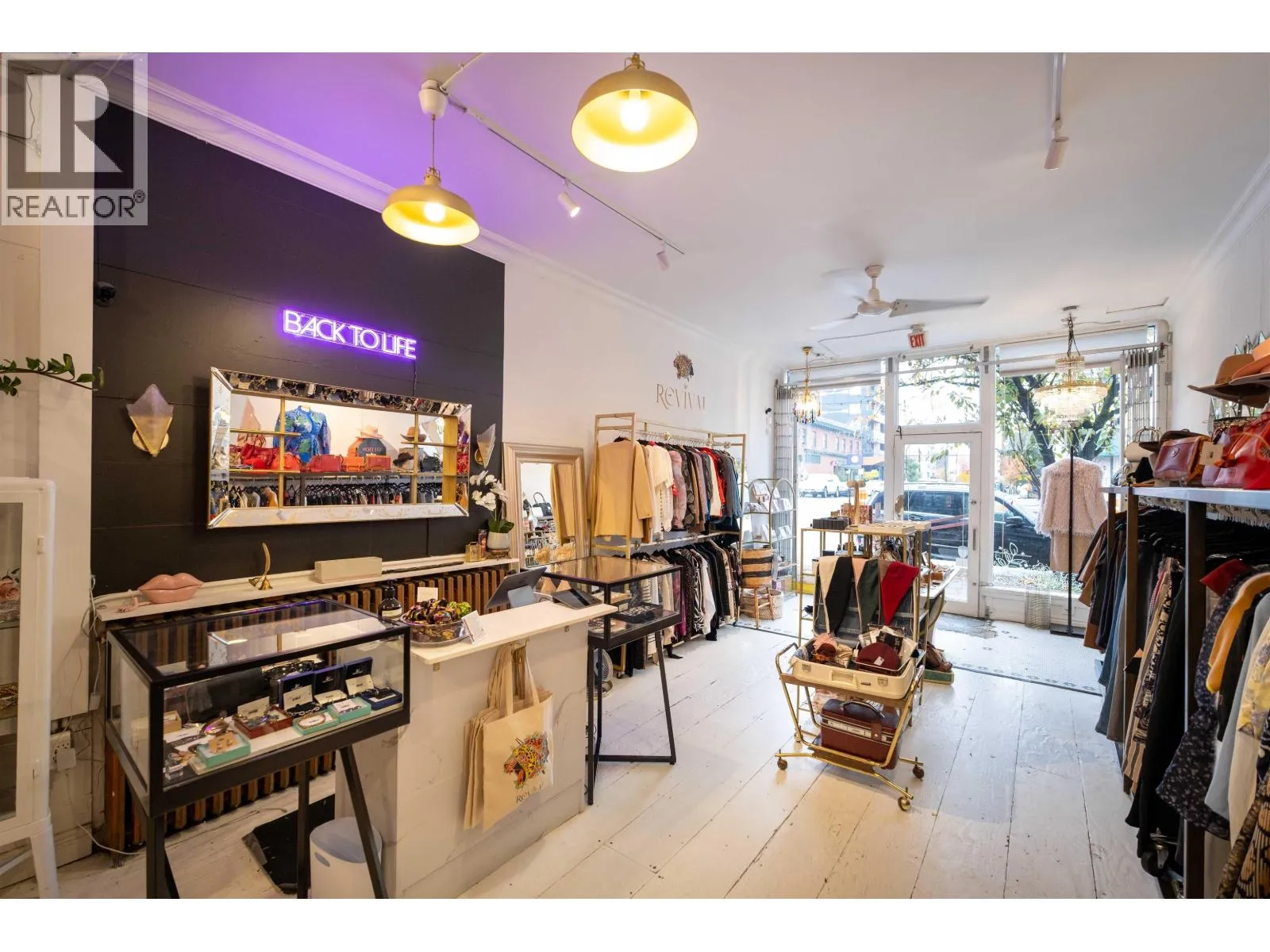 Commercial Sale For Sale