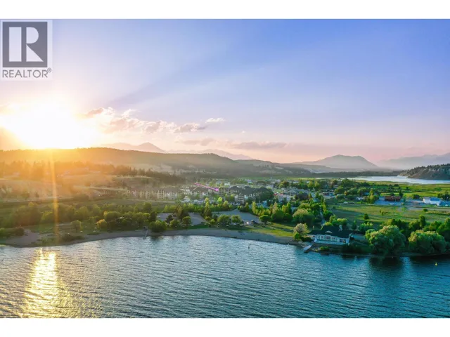 205 THIRD Avenue Unit# 3420, Invermere, British Columbia V0A1K7