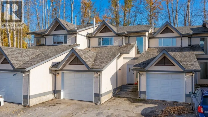 2156 Bessette Street Unit# 11, Lumby, British Columbia V0E2G0