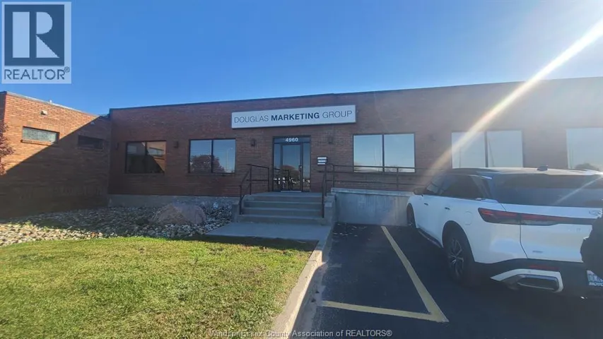 4960 WALKER ROAD Unit# 2, Tecumseh, Ontario N0R1L0