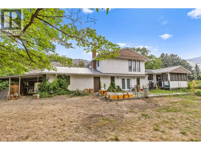 294 ROAD 18 Road, Oliver, British Columbia V0H1T1