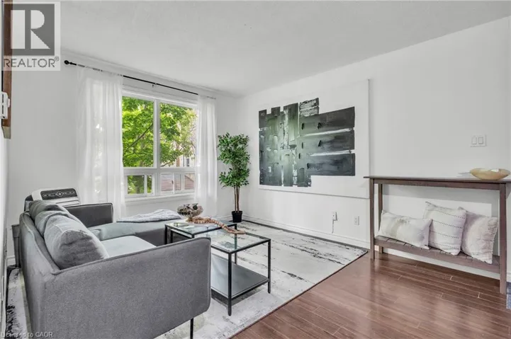 119 CEDAR Street S Unit# 7, Kitchener, Ontario N2G3L6