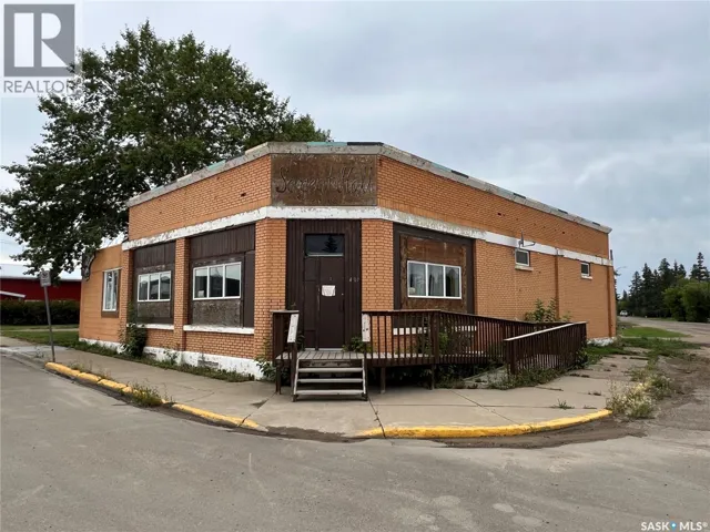 401 3rd AVENUE E, Meadow Lake, Saskatchewan S9X1P6