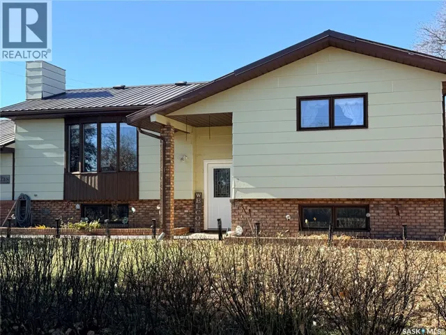 4419 Centre STREET, Cadillac, Saskatchewan S0N0K0