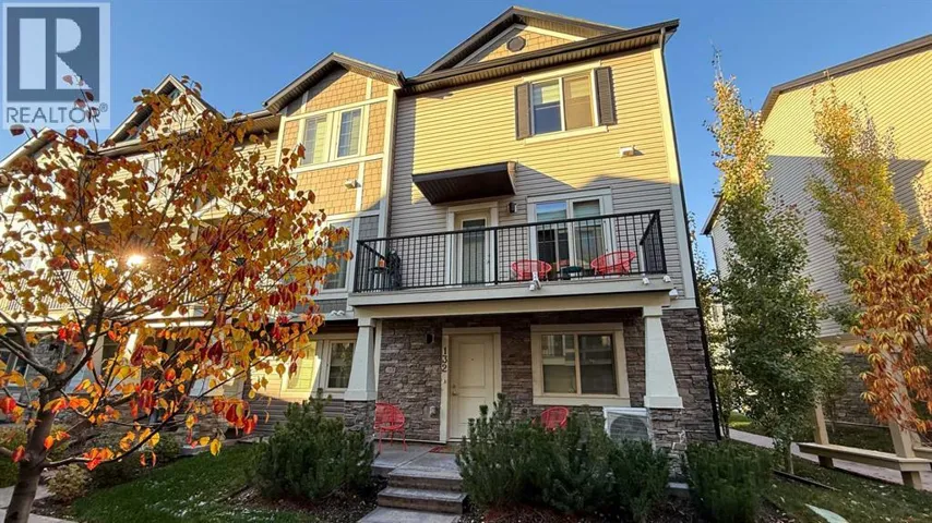 132 Legacy Point SE, Calgary, Alberta T2X3X3