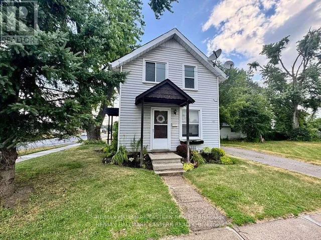 822 ST. MARY'S STREET, Peterborough (Otonabee Ward 1), Ontario K9J4H3