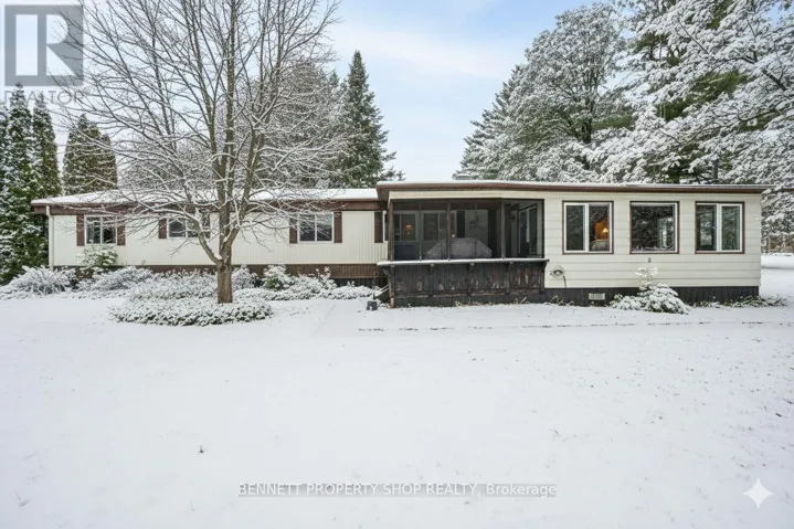 36 WOODSIDE LANE, McNab/Braeside, Ontario K0A3L0