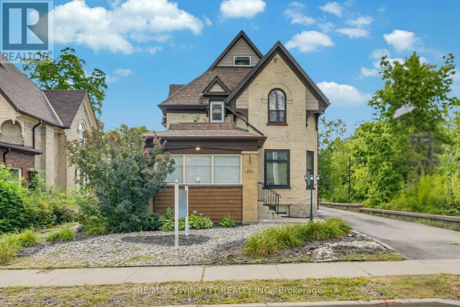 Commercial Sale For Sale