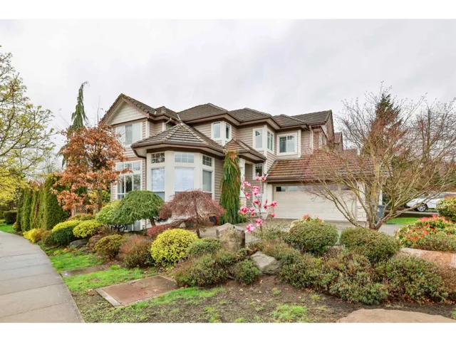 15638 33 AVENUE, Surrey, British Columbia V3Z0K5