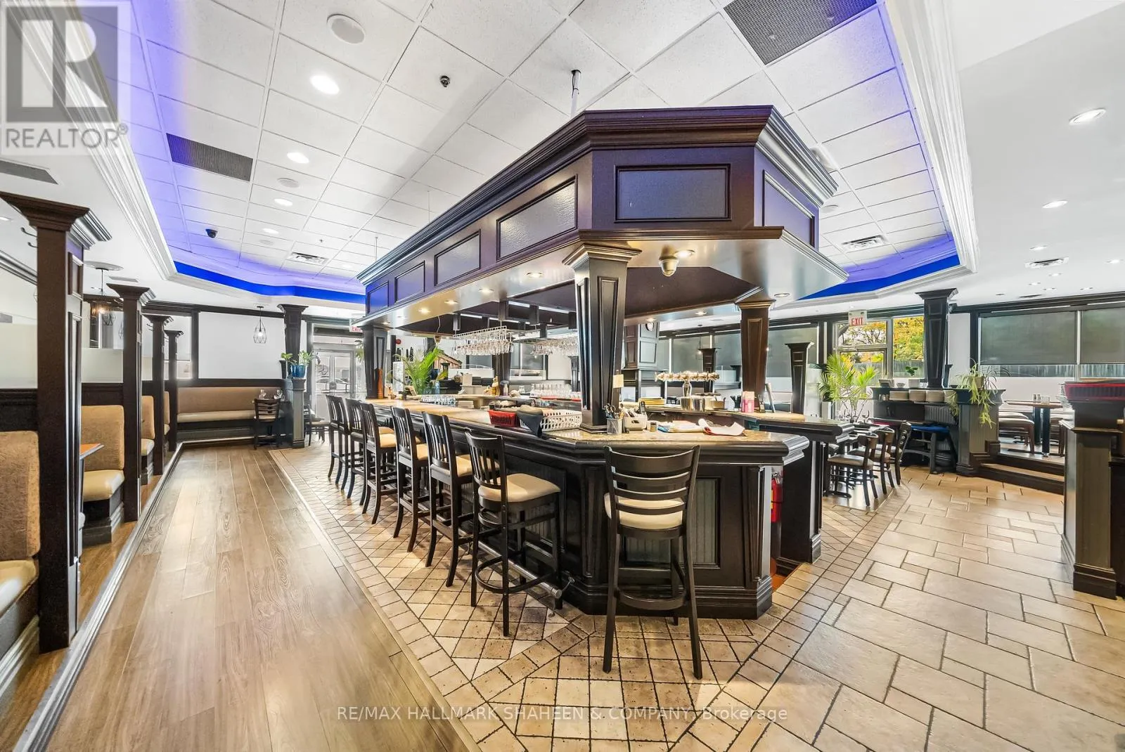 Commercial Sale For Sale