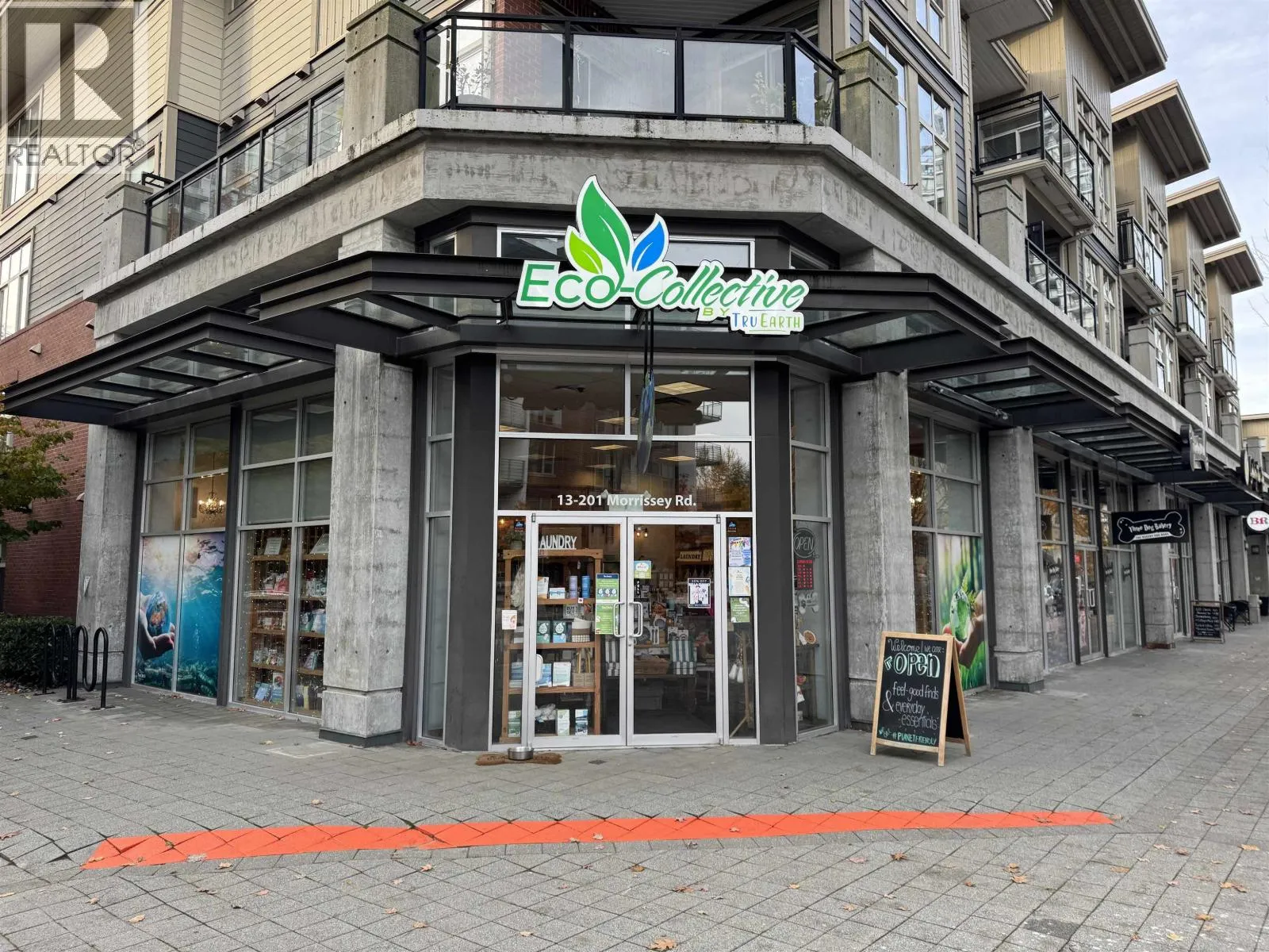 Commercial Sale For Sale