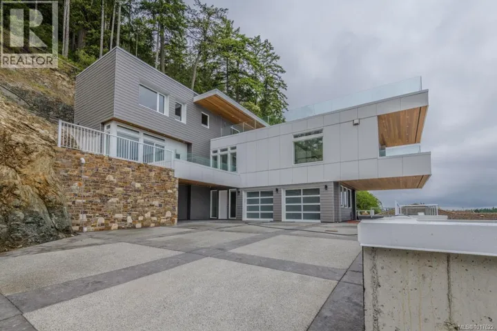 3887 Gulfview Dr, Nanaimo, British Columbia V9T6E2