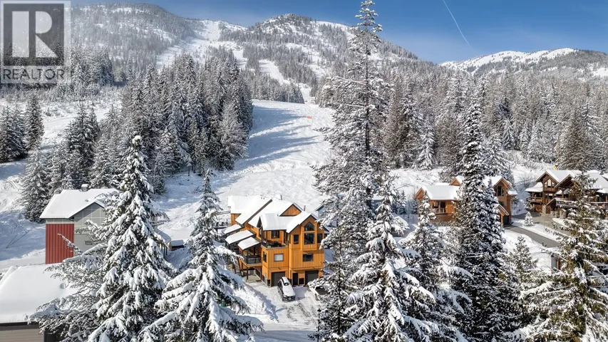 2001 Crest Road Unit# B, Rossland, British Columbia V0G1Y0