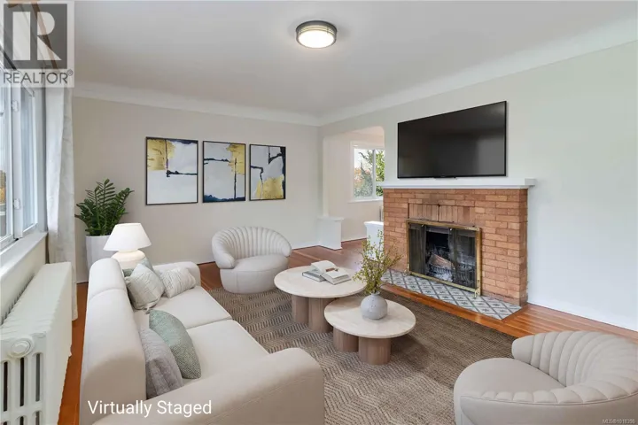 1835 Fernwood Rd, Victoria, British Columbia V8T2Y5