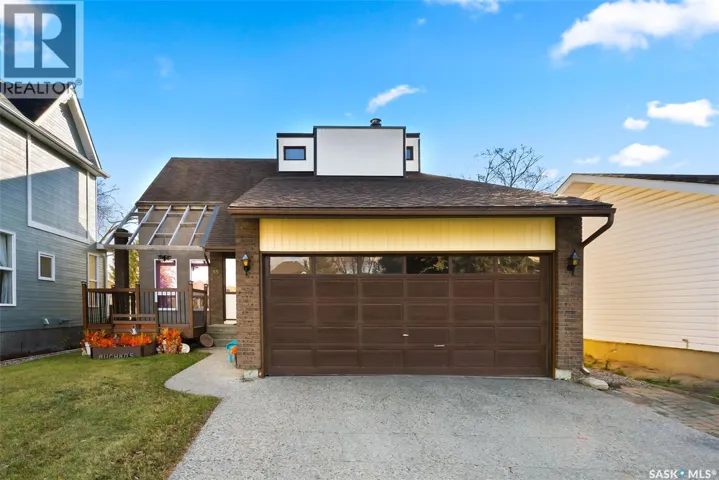 55 DUNCAN CRESCENT, Regina, Saskatchewan S4T6L4