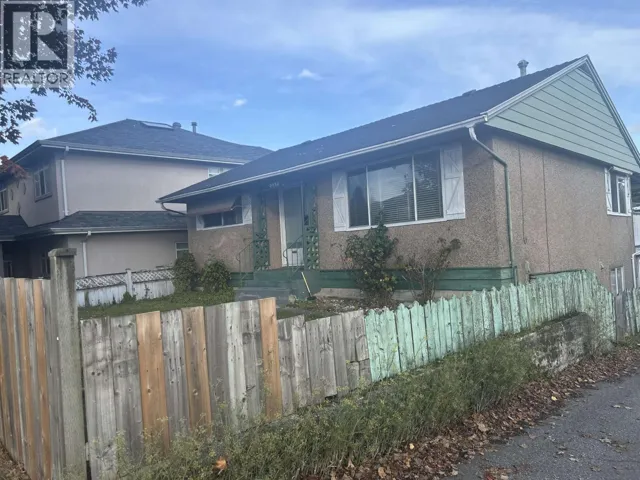 5692 KNIGHT STREET, Vancouver, British Columbia V5P2V2