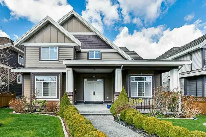 15833 108 AVENUE, Surrey, British Columbia V4N1J8