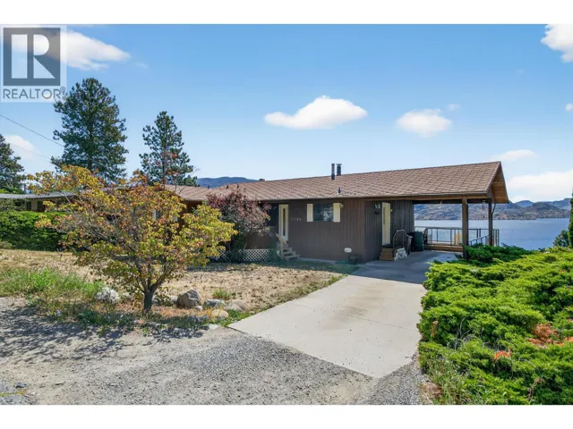 4105 3rd Avenue, Peachland, British Columbia V0H1X5