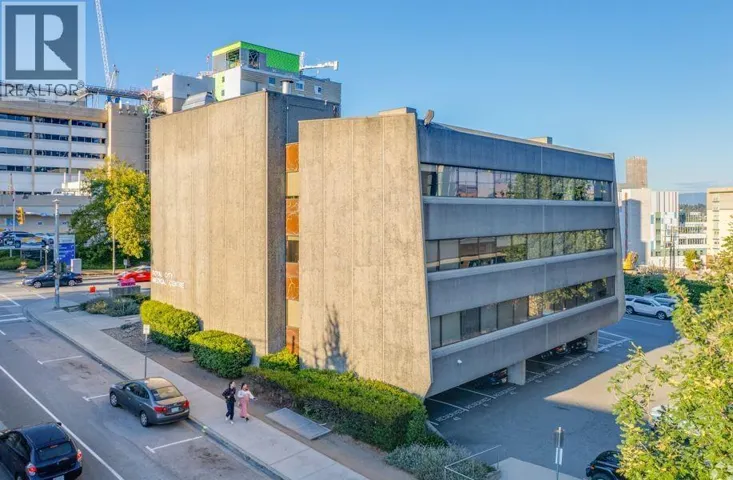 101 250 KEARY STREET, New Westminster, British Columbia V3L3W7