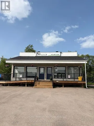 3261 PETAWAWA BLVD BOULEVARD, Petawawa, Ontario K8H1X8