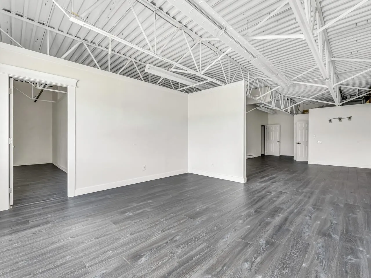 Commercial Sale For Sale