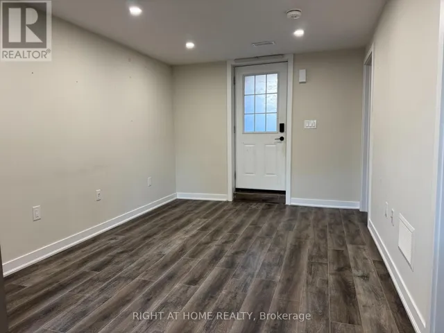 315 KIPLING AVENUE, Toronto (New Toronto), Ontario M8V3K6