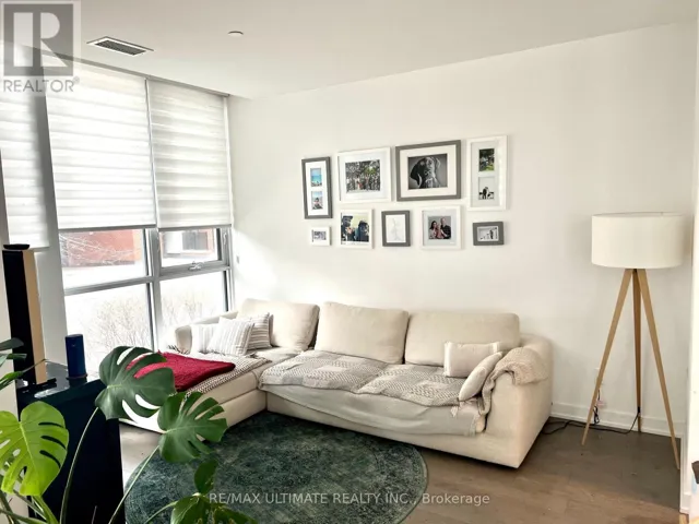 TH 1 - 50 BRUYERES MEWS, Toronto (Niagara), Ontario M5V0H8