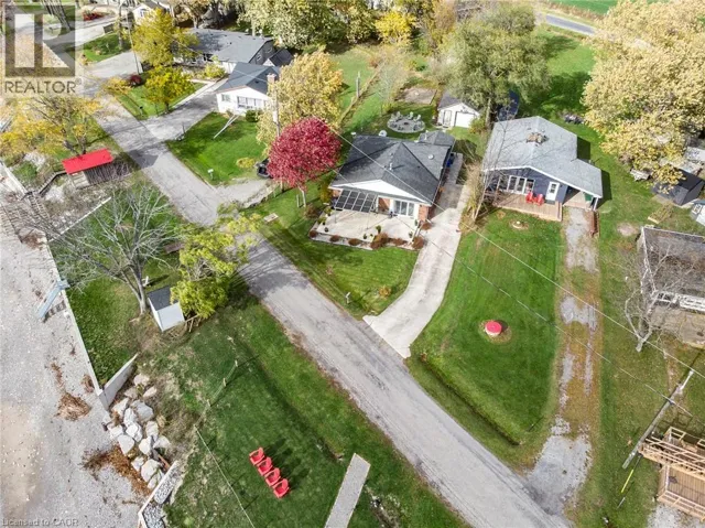 577 EDGEWATER Place, Dunnville, Ontario N1A2W8