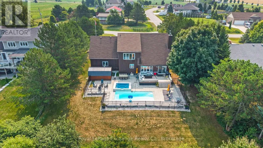 810 TROY'S TRAIL, Huron-Kinloss, Ontario N2Z0C1