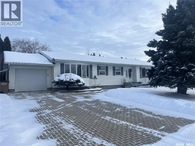 42 7th STREET NE, Wadena, Saskatchewan S0A4J0